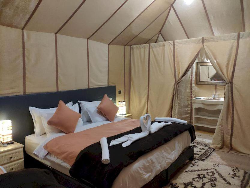 Blue Sky Luxury Camp Hotel Merzouga Eksteriør billede
