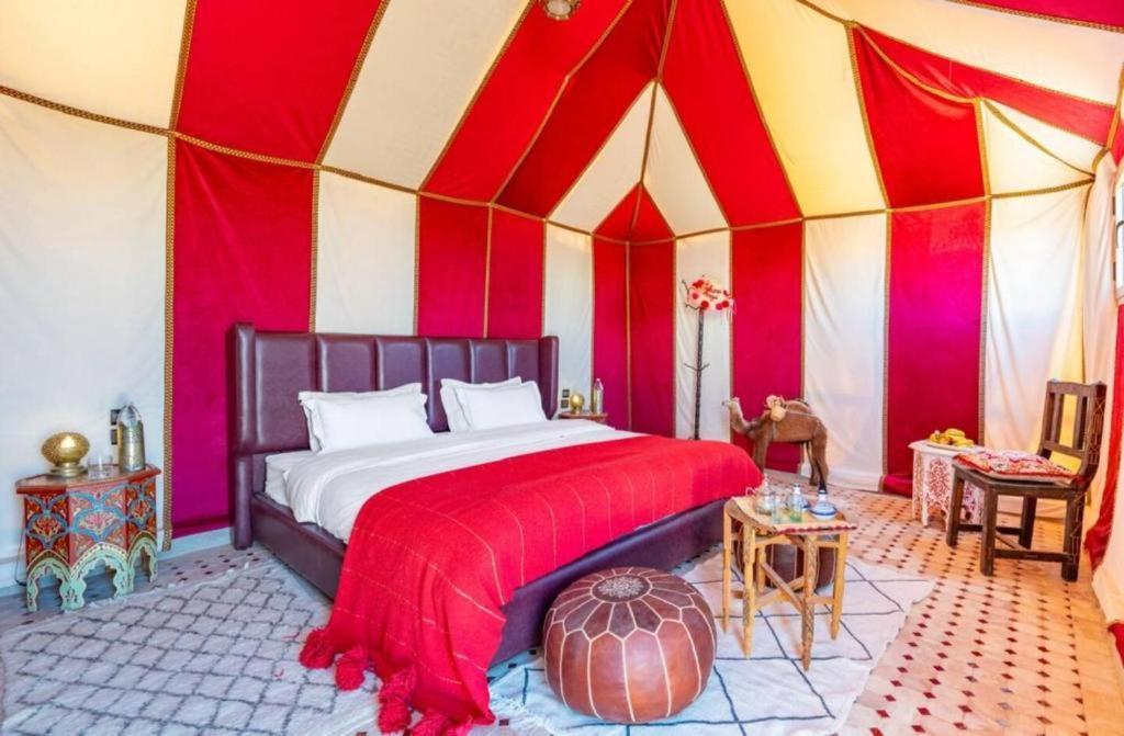 Blue Sky Luxury Camp Hotel Merzouga Eksteriør billede